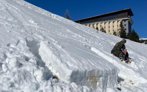 Vojenská policie trénovala přesuny na sněhu a ledu