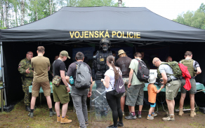 Vojenská policie na Dni pozemního vojska Bahna 2026: moderní technika a dynamické ukázky