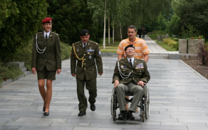 212.jpg