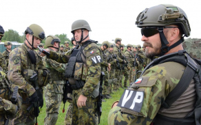 soucasti-cviceni-je-i-vycvik-vojenske-policie-a-prevence-je-vzdy-na-prvnim-miste-zde-je-jako-vzdy-vse-v-naprostem-poradku-.jpg