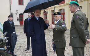 18.4.2017 vernisáž, návštěva ministra