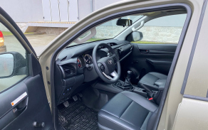 2021 Převzetí nových vozidel Toyota Hilux