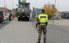 2020 Vojenská policie zabezpečila přesun zdravotnického materiálu